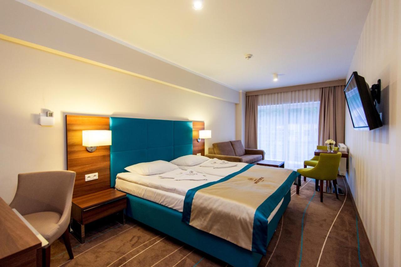 Aparthotel Przy Plazy Miedzyzdroje Ngoại thất bức ảnh