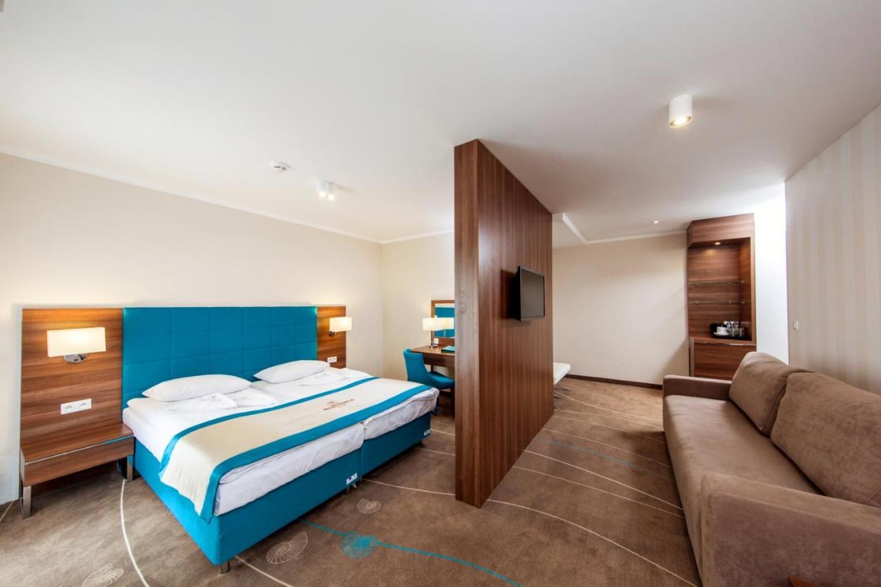 Aparthotel Przy Plazy Miedzyzdroje Ngoại thất bức ảnh