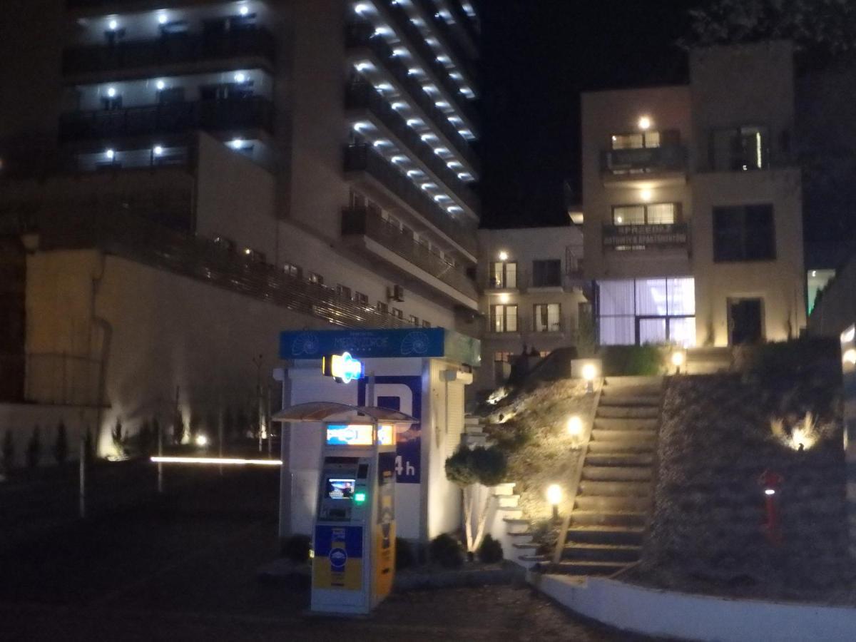 Aparthotel Przy Plazy Miedzyzdroje Ngoại thất bức ảnh